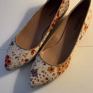 Sundance Floral Women's Flats in Cream and Orange 8.5